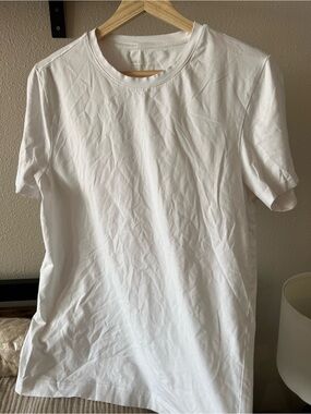 Pact Men's White Short-Sleeve essential Crewneck Tee